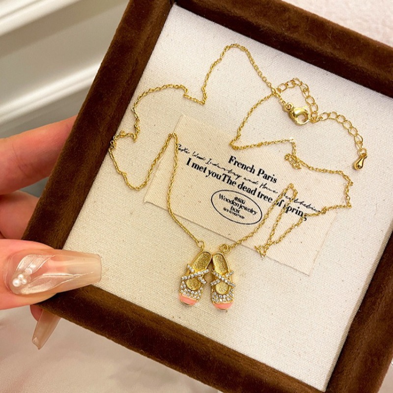 Ballet Shoes Pendant Necklace  - огляд і ціна Women'S Shoes Paris
