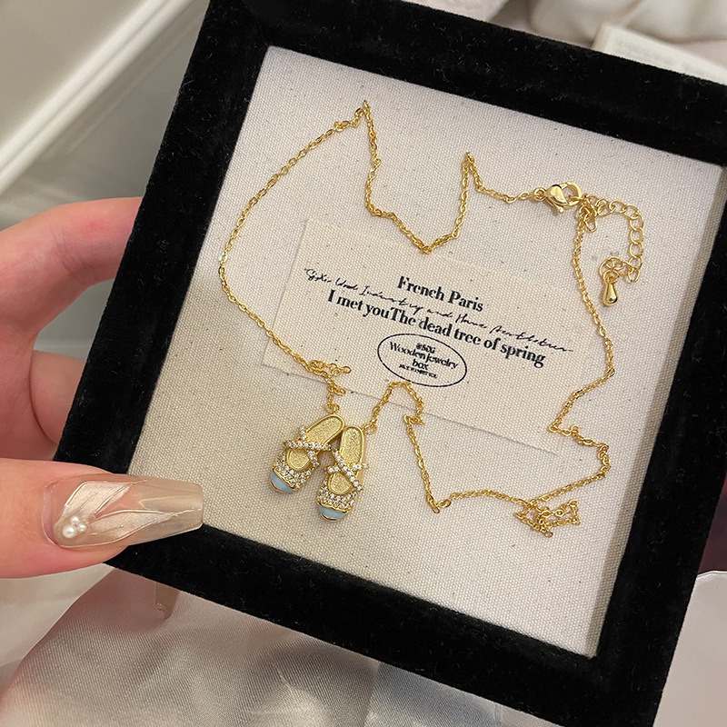 Ballet Shoes Pendant Necklace  - огляд і ціна Women'S Shoes Paris